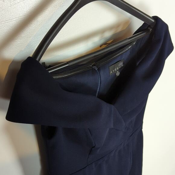 Avery G Off-Shoulder Sheath Midi Dress - Picture 5 of 10